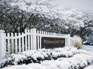 748 E Fox Hills Dr #748, Bloomfield Hills, MI