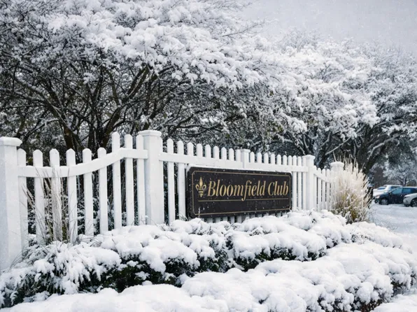 748 E Fox Hills Dr #748, Bloomfield Hills, MI 48304