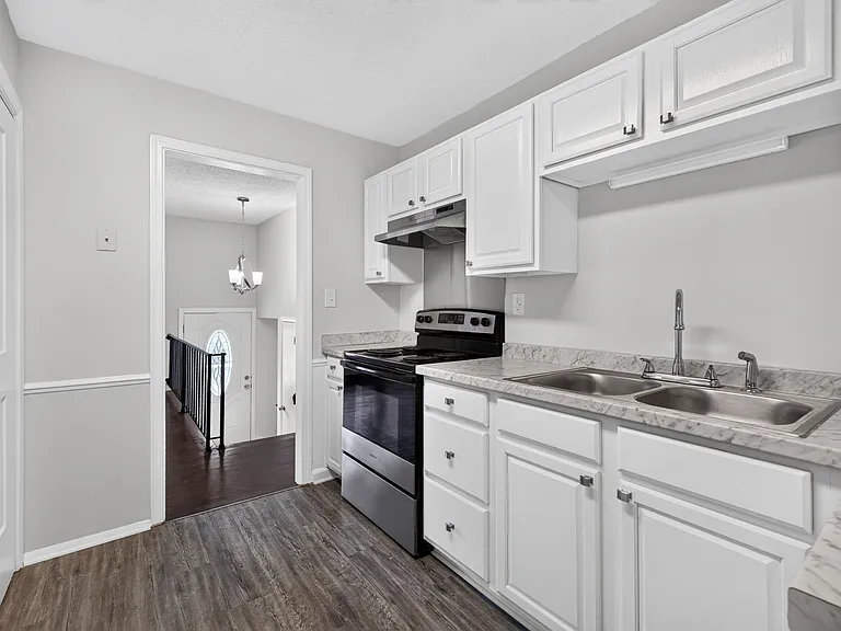 5001 Springview Rd — Photo 11