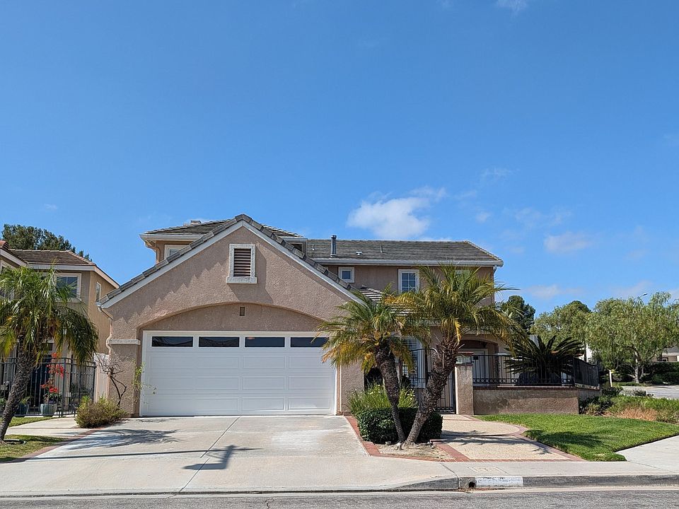 1st image of 8804 E Crestview Ln