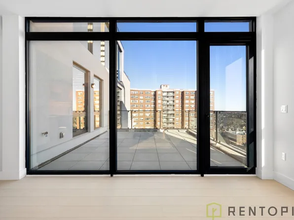 1634 Flatbush Avenue image 7 of 23