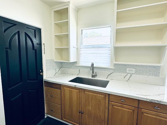 4th image of 6309 Haviland Ave