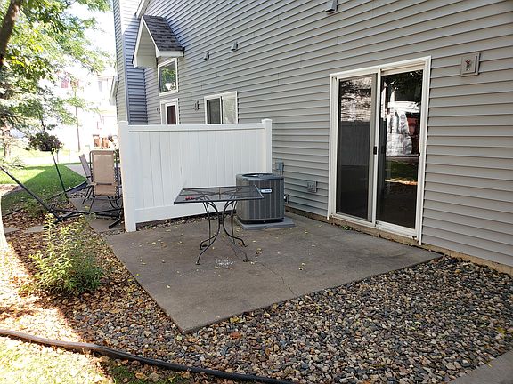 3rd image of 689 Woodduck Dr Unit F