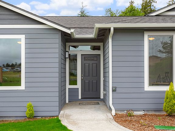 2nd image of 11824 100th Avenue Ct E
