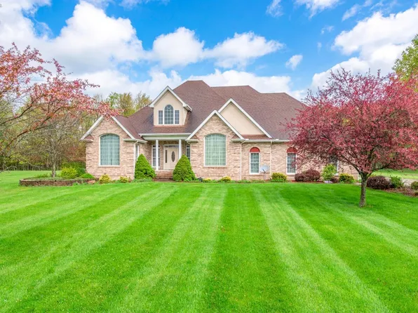 297 Cemetery Rd, Wellington, OH 44090