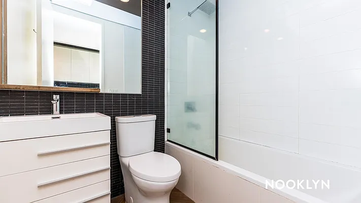 Rented by Nooklyn NYC LLC | media 24