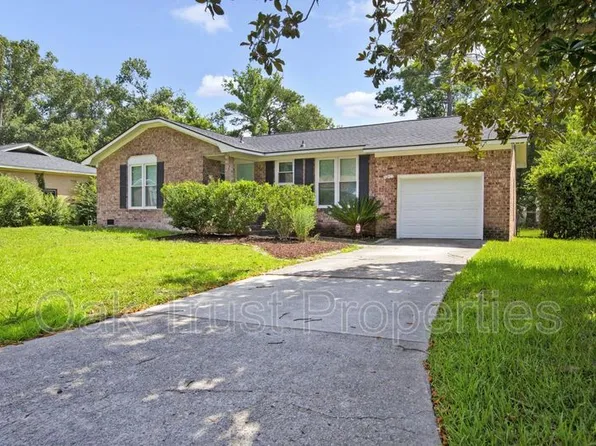 220 Cornell Dr, Ladson, SC 29456