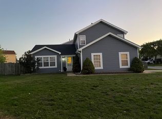 349 Windridge Dr, Round Lake Park, IL 60073