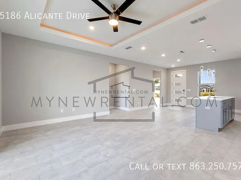 25186 Alicante Dr — Photo 11