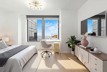 3 Court Square, #4407