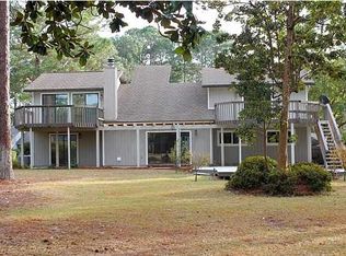 1608 Oakmont Cir, Niceville, FL 32578