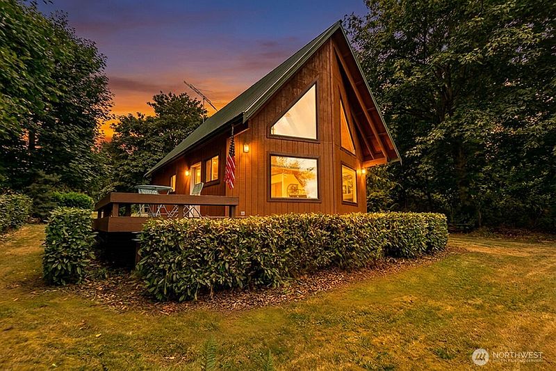 2nd image of 55 A Snohomish Way