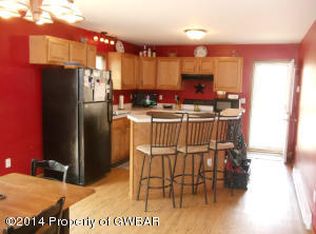 330 Kingsbury Rd, Wapwallopen, PA 18660