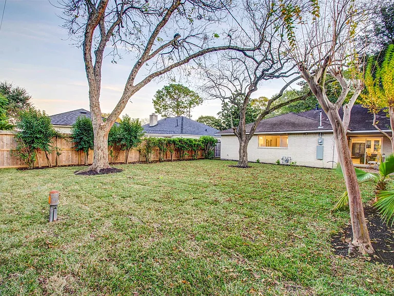 5730 Birdwood Rd — Photo 27