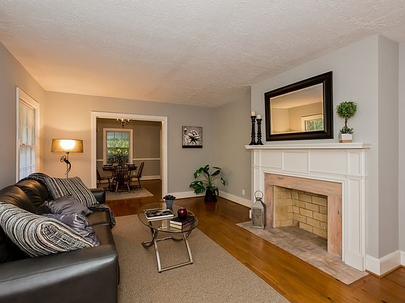 2nd image of 4640 Carmel Vista Ln