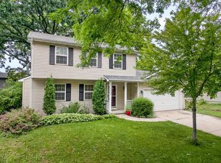 2806 Wayland Dr, Madison, WI 53713
