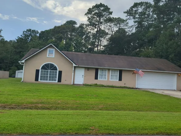 28 Wood Duck Dr, Woodbine, GA 31569