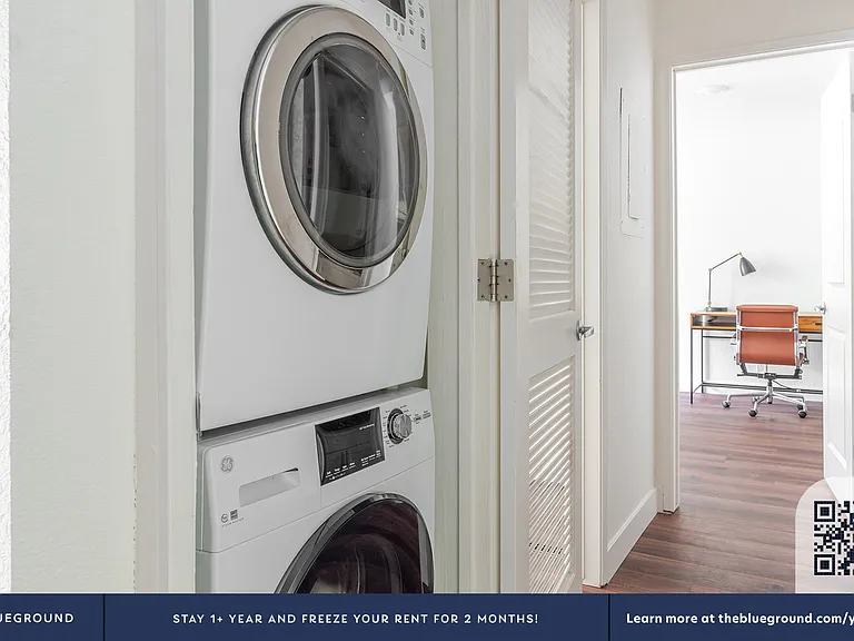 Washer/Dryer in Apartment
