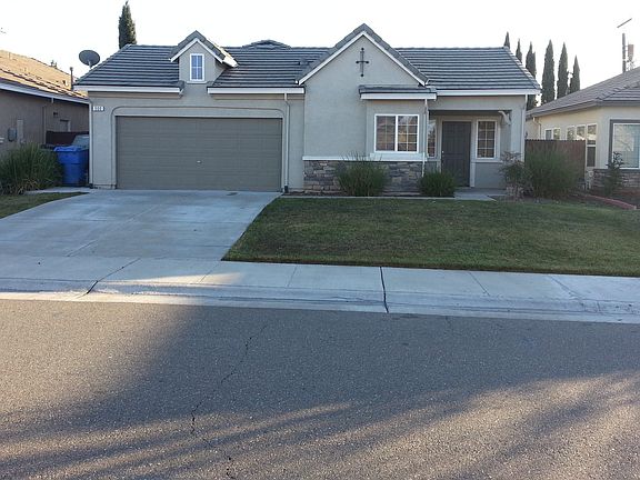 3rd image of 500 Summer Garden Way