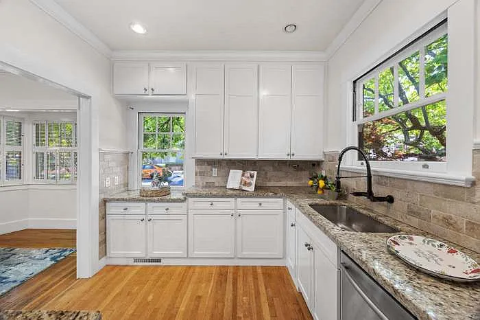 303 Highland Ave — Photo 10