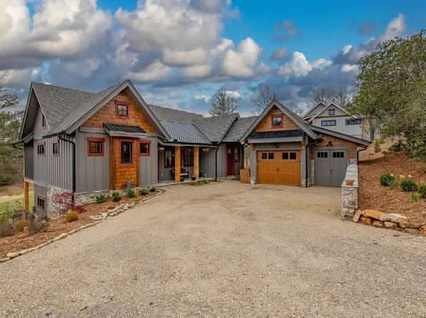 200 Fawn Way, Mineral Bluff, GA 30559