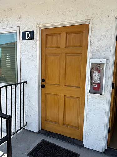 613 Florence St #D Photo 1 613 Florence St #D Photo 1
