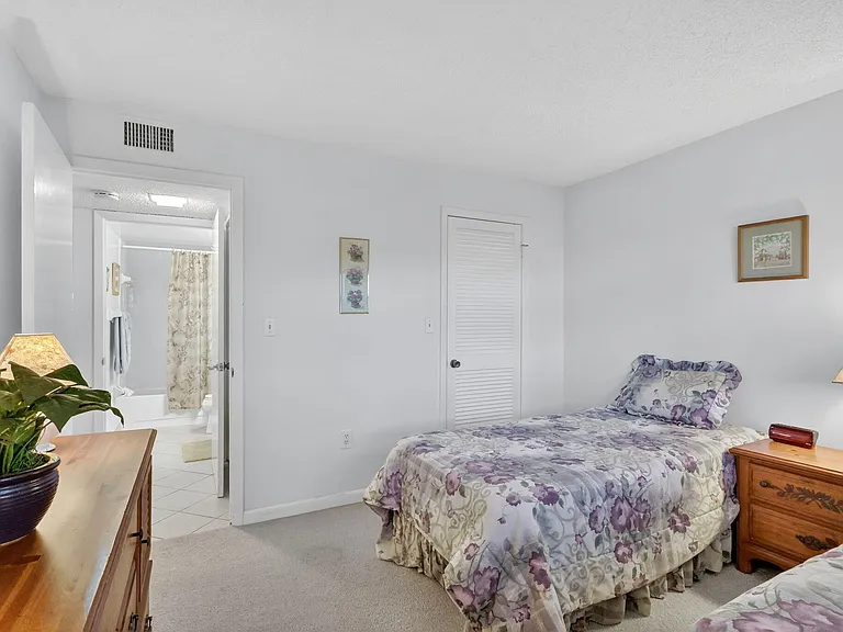 7410 S Ocean Dr #109 — Photo 16