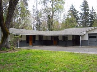 9610 Old Stage Rd, Central Pt, OR 97502