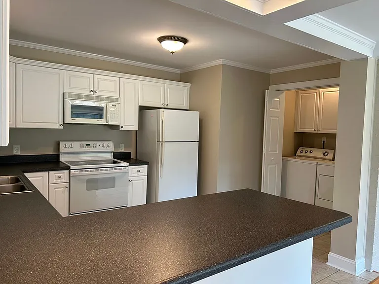 358 Country Club Rd — Photo 12