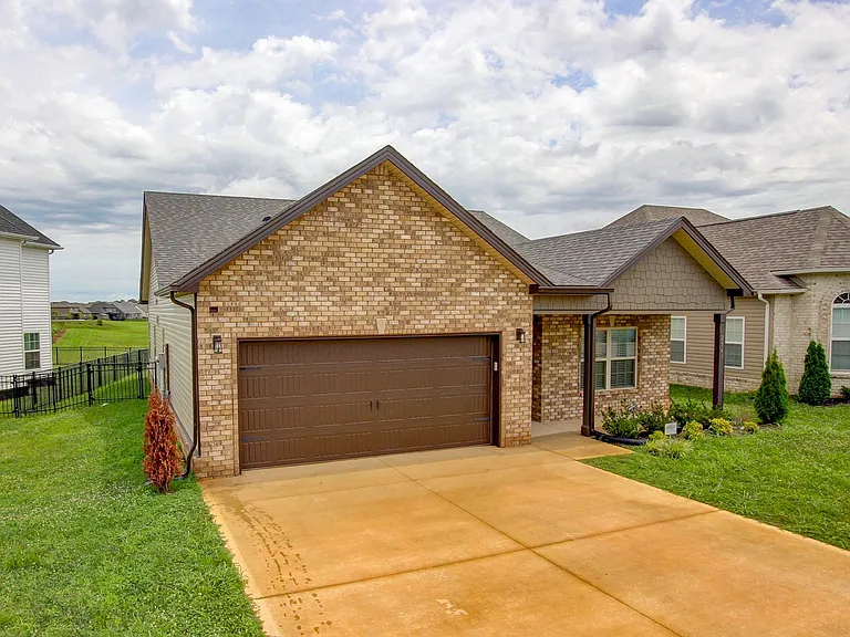 2547 Rafiki Dr — Photo 51