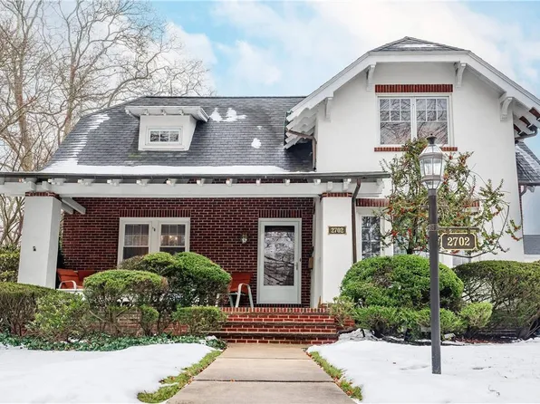 2702 W Greenleaf St, Allentown, PA 18104