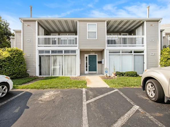 3031 Poplar Creek Dr SE Unit 304, Kentwood, MI 49512