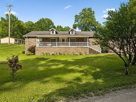 2nd image of 698 Tooley Branch Rd