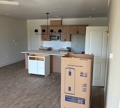 2nd image of 333 Hargrove Rd #10