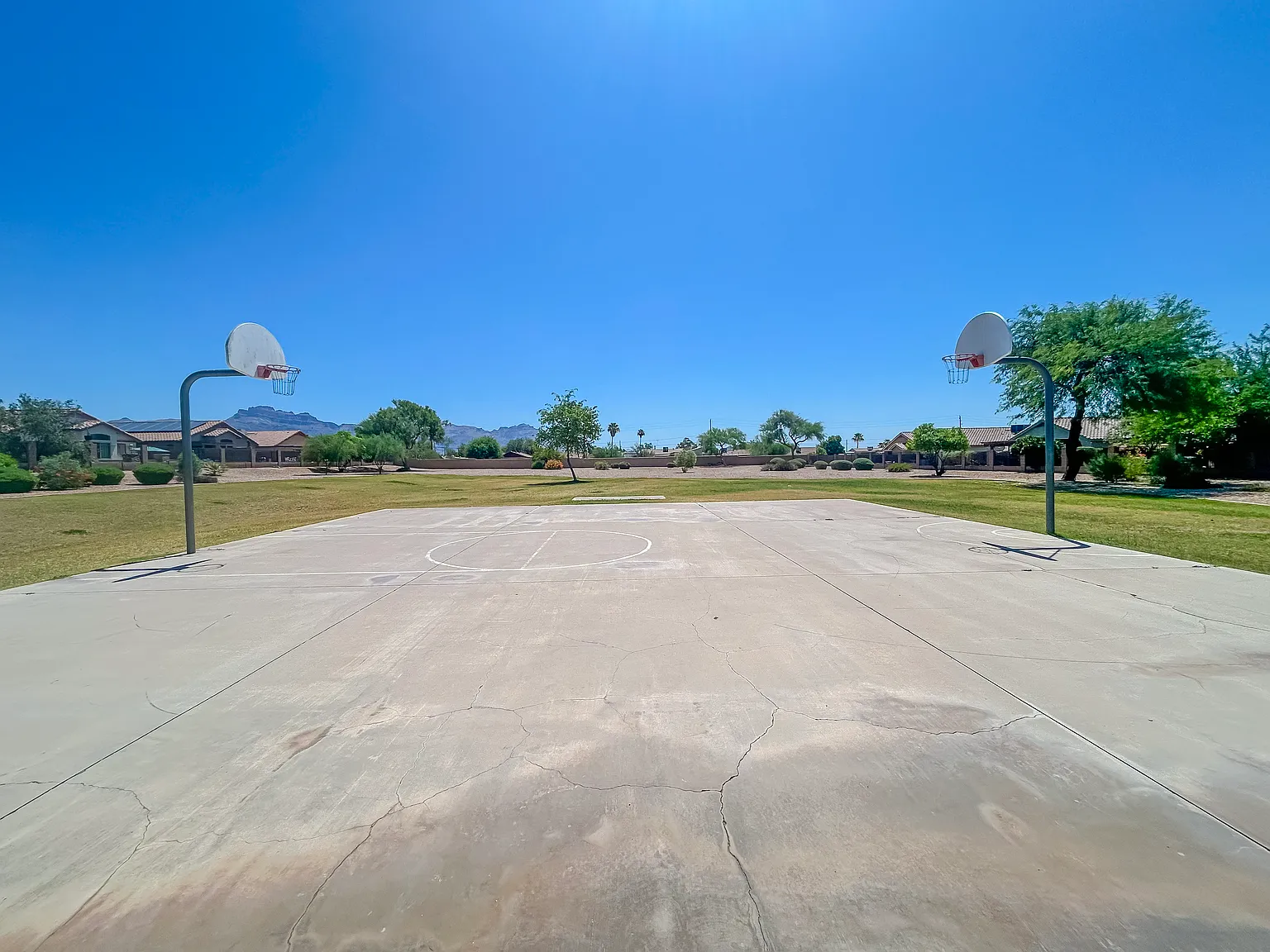 3 bed, 1248 sqft, $1,999 — Photo 3