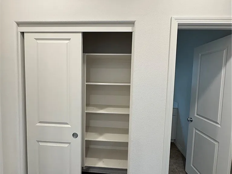 11016 Clear Lake Ln — Photo 14