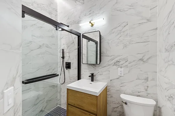 Rented by Platinum Properties | media 6