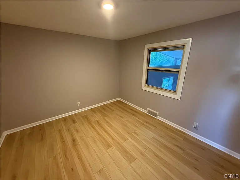 106 Keith Dr — Photo 15