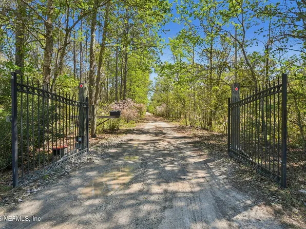 5012 LAUREL Street, Middleburg, FL 32068