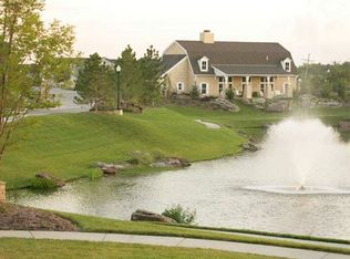 472 Hutton Cir, Lawrence, KS 66049