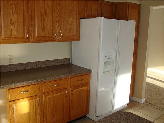 4th image of 3234 Parkhill Dr