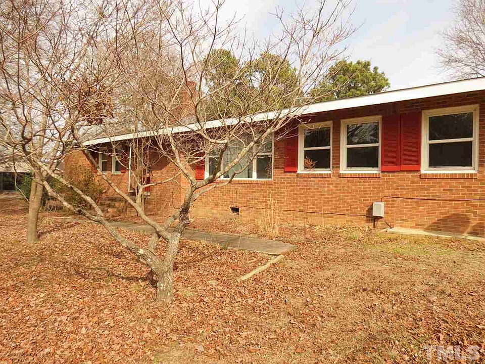 2nd image of 1340 Spring Valley Lake Rd