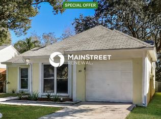 313 Regal Park Dr, Valrico, FL 33594