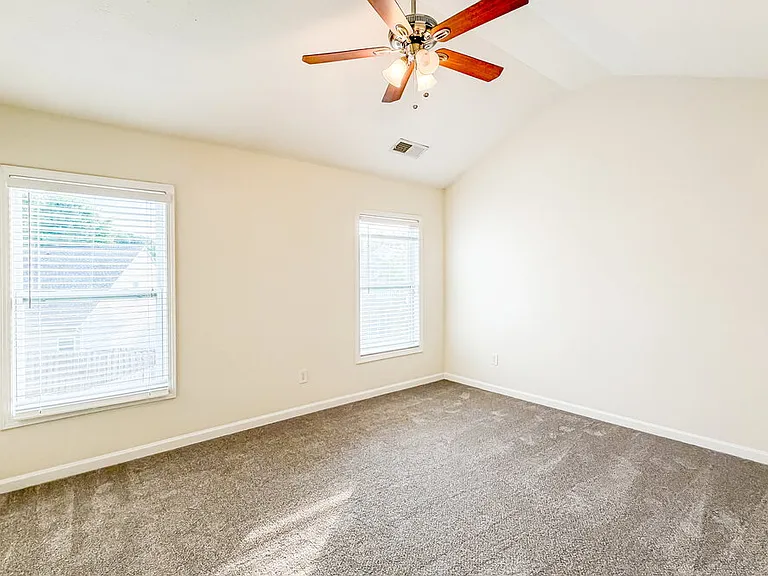 815 Forsythia Way — Photo 12