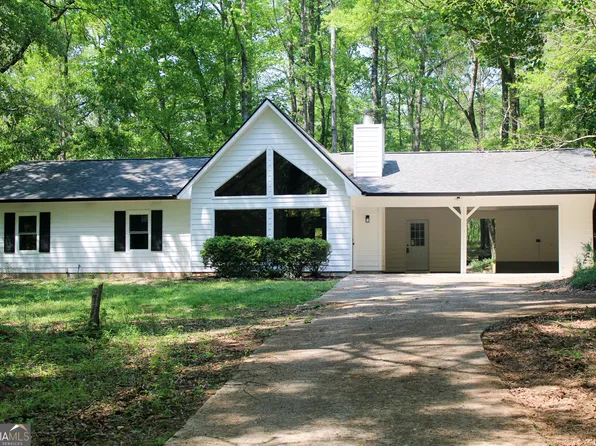 895 Waterview Dr, Lagrange, GA 30240