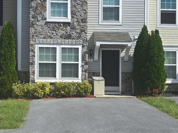 19 Teakwood Dr, Martinsburg, WV 25404
