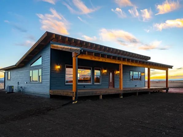 10783 Gypsy Ct, Belle Fourche, SD 57717