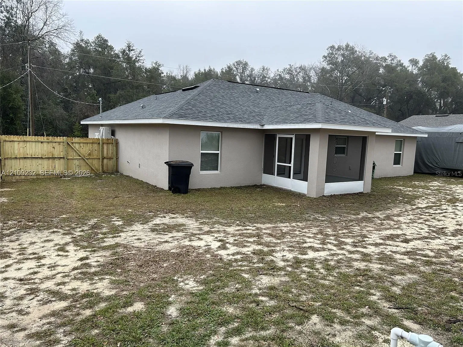 3 bed, 2.5 bath, 1290 sqft, $1,925 — Photo 3