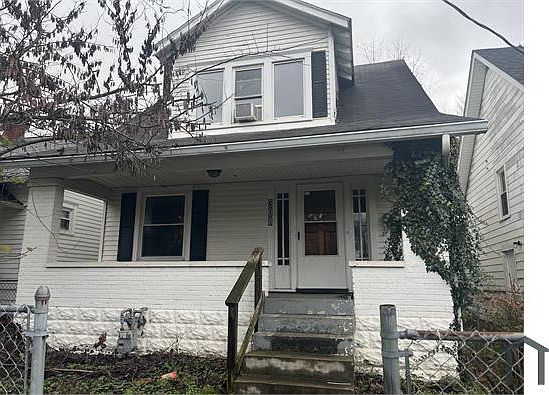 1st image of 308 S 42nd St