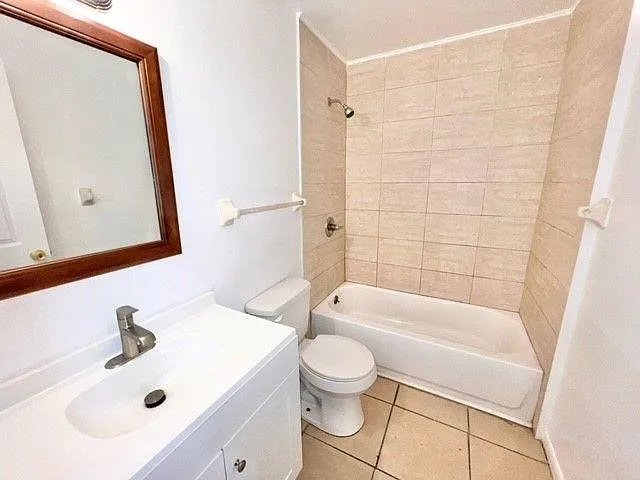 501 W Ohio Ave #19 — Photo 7